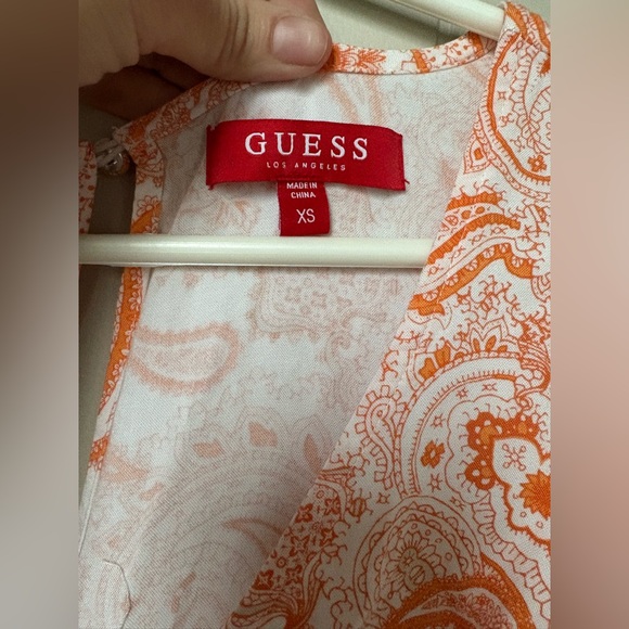 Guess Orange & White Paisley Romper & Duster (XS) - Picture 4 of 9